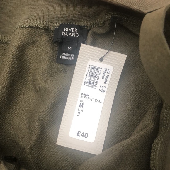 Olive green river island - Picture 4 of 7